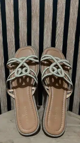 Sandal flat preloved