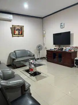 Rumah Baru 15 menit Lippo Puri Mall dijual MURAH