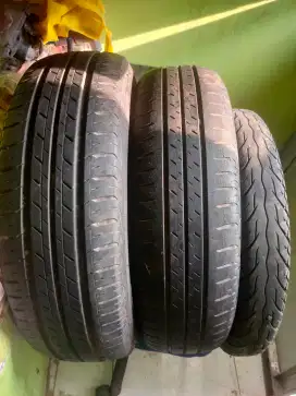 ban mobil uk185/65R15