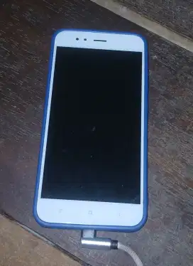 Xiaomi MiA1 warna hitam dan putih