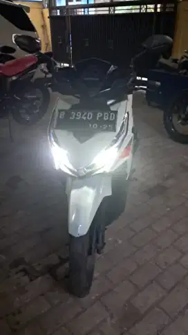 Vario 125 led old