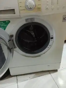 Mesin cuci LG fron loding normal