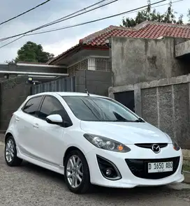 Mazda 2 2013 Bensin