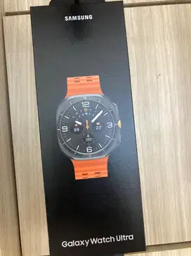 Samsung Galaxy Watch Ultra - Titanium Gray