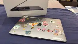 Macbook Pro i5 with Touch Bar