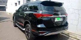 DIJUAL Fortuner VRZ TRD Diesel AT MULUUUUUS
