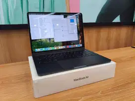 Macbook air m2 13.6inch