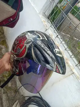 Di jual aja murah helem wa dan hp yg cepat dia dapat