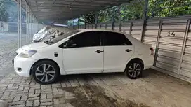 Toyota Limo 2012