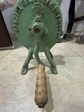 Iris Bawang Alat Bantu Manual