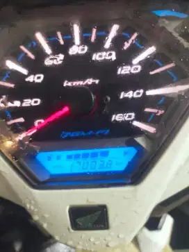 Antik kilometer rendah Vario fi old 150cc tahun 2015 standar pabrikan