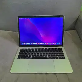 Macbook Pro Retina 16GB/512GB 2017 Mulus