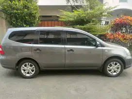 Nissan Grand livina 2009 Bensin