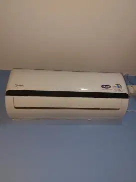 Dijual Ac Midea 1/2Pk Dingin Terawat