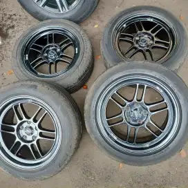 Enkei rpf1 ring 17x8 pcd 5x114,3 ET 40 black chrome. Ban 215/55 R17