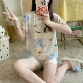 Baju tidur celana pendek