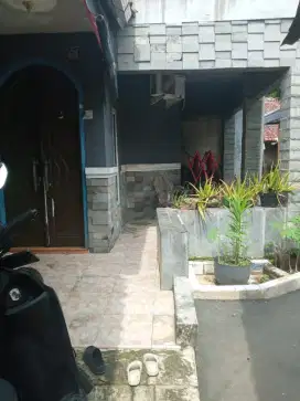 Jual tanah dan bagunan