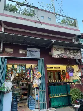 Jual rumah bonus warung omzet di atas 5 juta/bulan