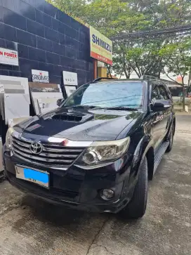 Fortuner vnt turbo disel 2013 AT