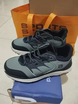 Sepatu Panarybody