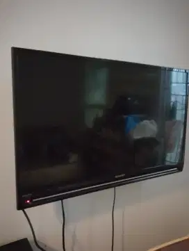 TV Sharp Aquos 32 inch