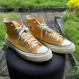 Sepatu CONVERSE 162054C Chuck 70 HI Sunflo