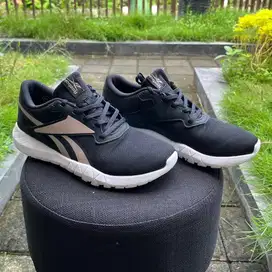 Sepatu REEBOK Flexagon Energy TR 3