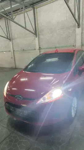 Dijual Ford Fiesta 2011 Matic Merah | Plat AD | Lokasi PONOROGO Dokter