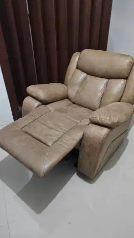 Dijual Sofa Informa (Goyang)