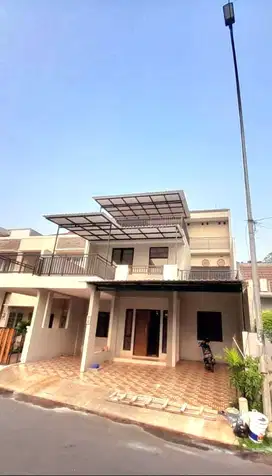 JUAL RUMAH CLUSTER TAMAN CHRYSANT BSD