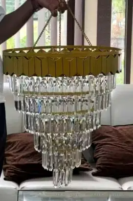 Lampu gantung kristal akrilik