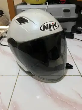 Helm NHK R1 Elite