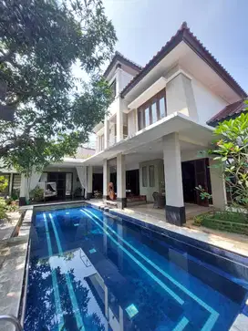 DI JUAL RUMAH MEWAH KEMANG JAKSEL