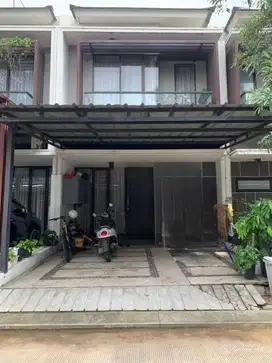Rumah dekat Summarecon di Golden city cluster Greenwood Bekasi