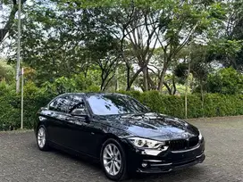 Record BMW indonesia!! BMW 320i Sport Line F30 LCI Digital Speedo 2018