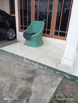 Di Jual Rumah Besar Hoek 2 Lantai Di  Sayap Soekarnl Hatta