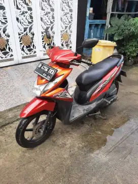 Honda Beat Fi 2016 ESP,ss lengkap mesin bagus plat B DKI,stater tokcer