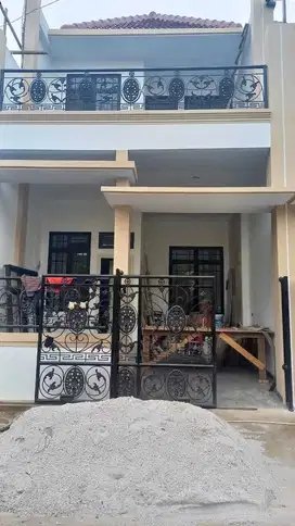 Dijual Rumah baru Renovasi di Bulevar Hijau Kota Harapan Indah Bekasi