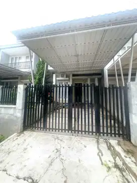 Harga Super Murah, Rumah 2 Lantai di Bukit Golf Riverside Cibubur