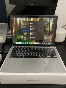 Macbook Air M1 8/256GB ex iBox