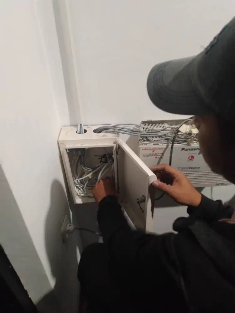 Jasa instalasi kabel - cctv - pabx - jaringan - listrik - alarm