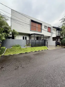 RUMAH BRAND NEW BINTARO JAYA SEKTOR 9  POSISI HOOK