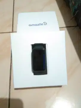 smartwatch amazfit band 7
