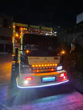 Mitsubishi Canter Thn. 2015 original & full Variasi