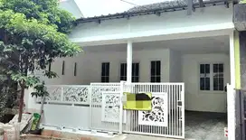 MURAH, Rumah Cantik Full Renovasi Luas 105 Kemang Pratama