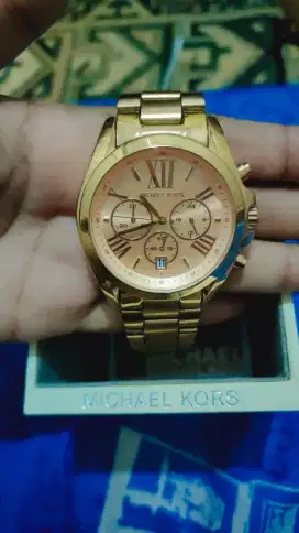 jam tangan mk baru 1 kali pakai