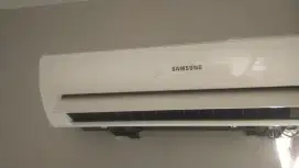 Jasa servis AC kulkas frezer showcase mesin cuci dan bongkar pasang AC