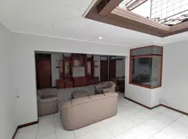 Rumah Bagus Siap Huni di Batununggal Bandung Cluster Permai