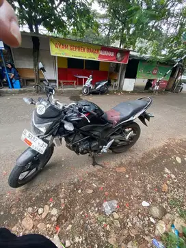 Cb150r street fire