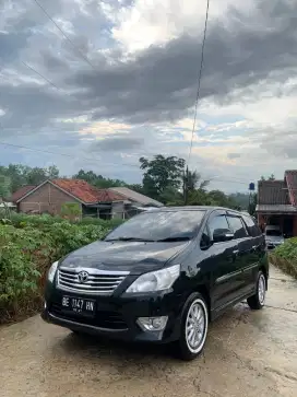Grand innova v manual bensin 2.0 2012